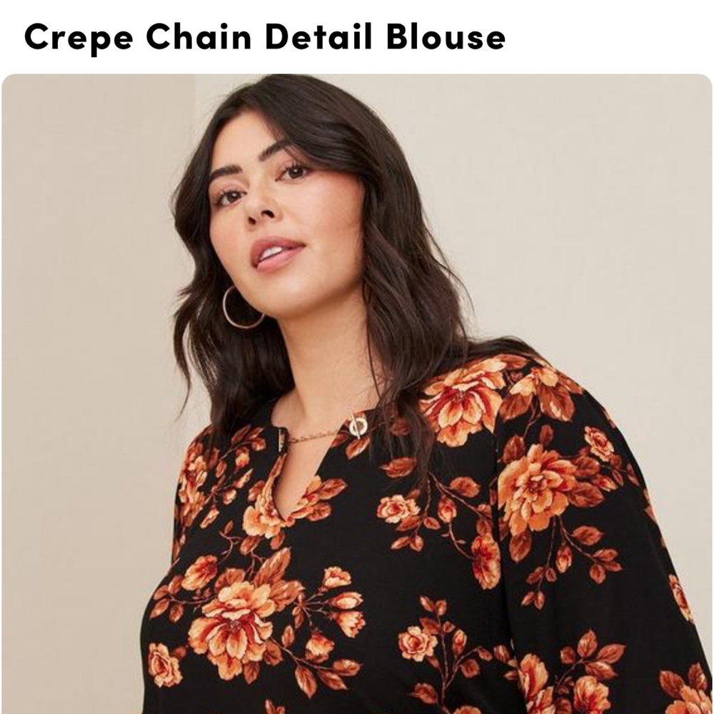 Torrid Crepe Chain Detail Blouse size 2